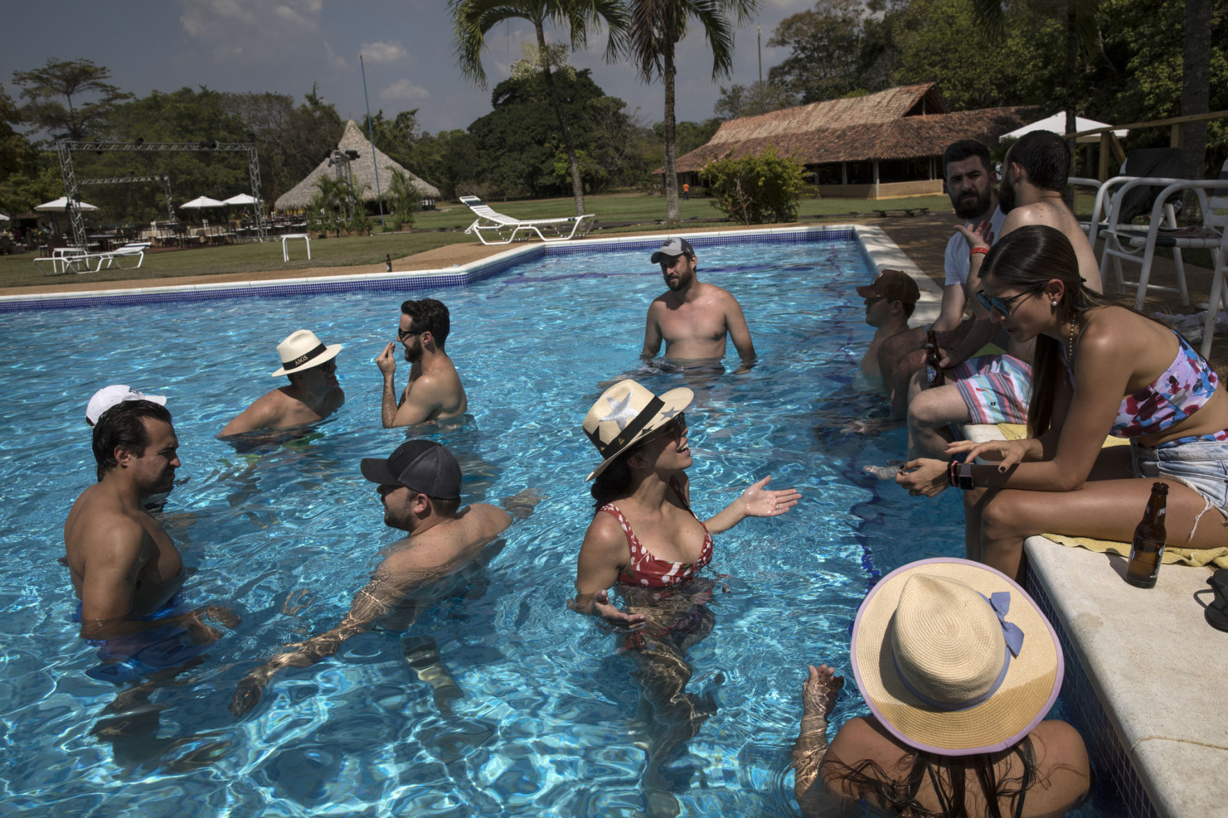 Venezuela Wedding Amid Crisis